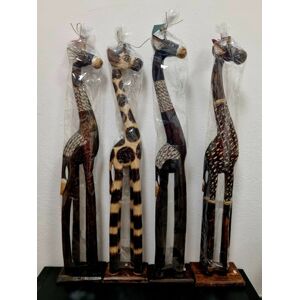 Dřevěná socha žirafa, 80 cm MIX dekorů